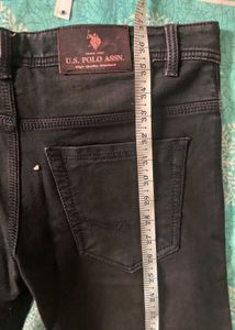 Dark fit jeans for women