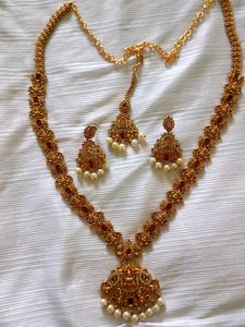 Gold-Tone Necklace, Earrings & Tikka Set