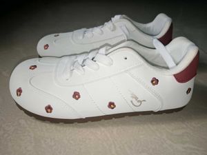 Corolla Unique Sneakers...