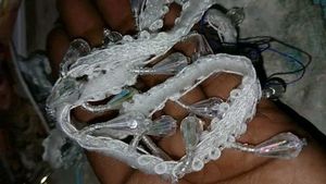 4 Metre Beaded Lace Trim