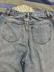 Light Wash Straight Fit Jeans