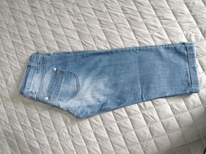 Capri Jeans Stretchable