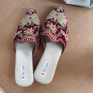 Embroidered Punjabi Juttis - Women's Footwear
