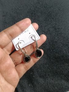 Elegant Black Teardrop Earrings