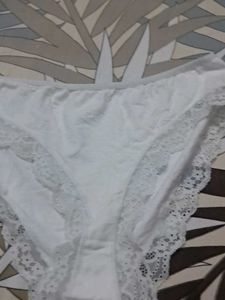Set of 4 Lace Trim Briefs