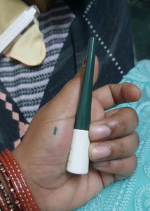 My Glamm LIT Glossy Liquid EyeLiner....24 Ht Stay...waterproof And Smudge Proof