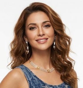 Jewellery Set- neck chocker and earrings