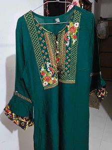Embroidered Green Kurta