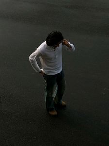 white tshirt for men