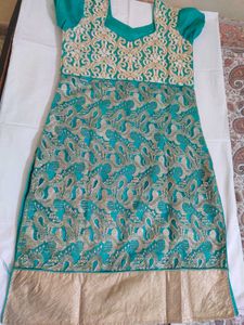 🧕💃👰Embroidered Teal Kurta Set