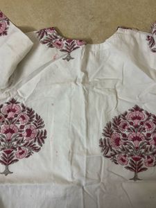 White &amp; Pink Floral Print Kurta Set