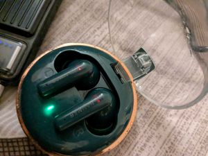 Hammer True Wireless Earbuds