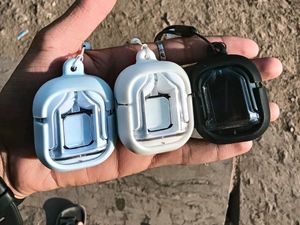Ultra Pods Max