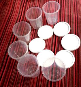 Set Of 6 Plastic Glasses With Lids