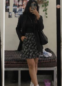Chic Black & White Floral Skirt