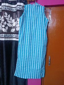 Blue Kurta with White Leaf Print