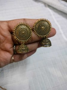 Elegant Gold Necklace &amp; Earrings Set