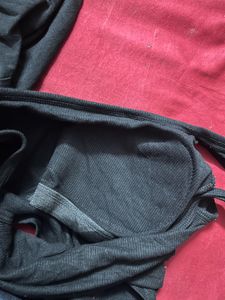 Black Graphic Crop Tank Top
