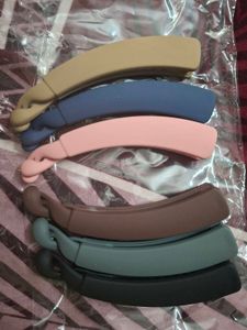 💥New Unused Colorful Hair Clips - 6 Piece Set