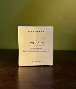 Oriflame Optimals Even Out Day Cream SPF 20