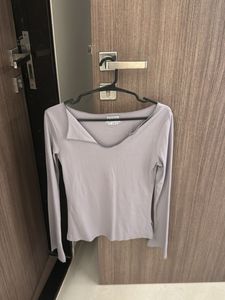 Long Sleeve V-Neck Top