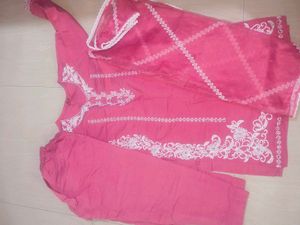 Beautiful Pink Embroidered Kurta