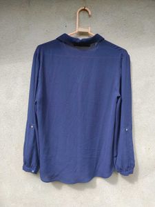 Chic Navy Blue Button-Up Blouse