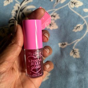 Too Faced Kissing Jelly Gloss - Juicy Lip Oil