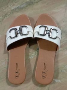 Women Flats & Sandals
