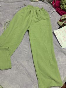 Comfortable Green Textured Pants22-24