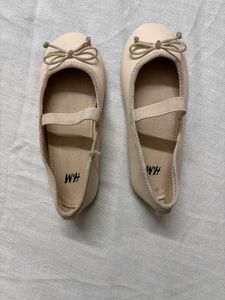 🆕H&amp;M Cute Pink Ballet Flats with Bow