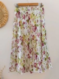 Turkish Brand Reserved Floral Pleated Skirt