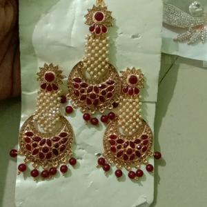 Elegant Red & Pearl Kundan Jhumka Set