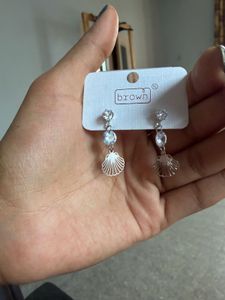Chic Butterfly &amp; Shell Earrings Set