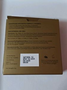 Faces Canada Weightless Stay Matte Compact