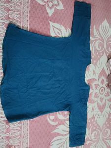 241. Woman short kurti