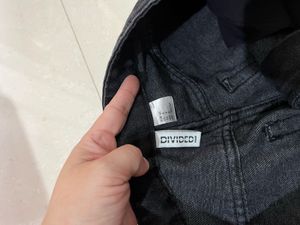 H&amp;M straight high jeans.