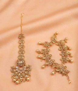 Exquisite Kundan Maang Tikka & Bracelet