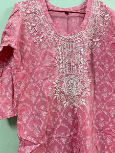beautiful pink 🩷 lakhnavi kurta with dupatta