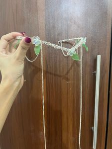 Delicate Floral Chain Hairband