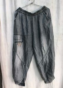 4249. Washed Grey Cargo Pants