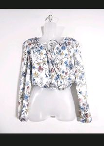 Floral Print Tie-Front Crop Top