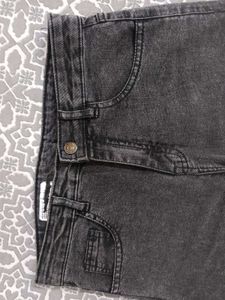 Dark Wash Relaxed Fit Jeans