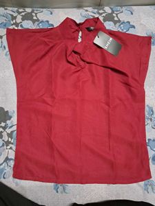 SHEIN Red Twist Front Top - New with tag