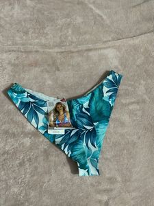New with tag Tropical Print Bikini Bottom