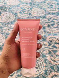 Dot & Key Watermelon Cooling Gel Face Wash