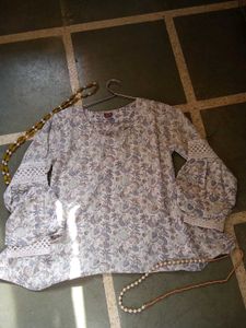 Beautiful Floral Print top