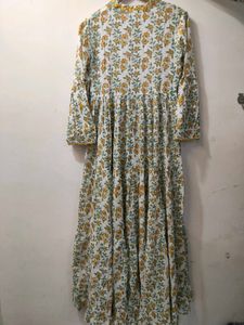 Floral Print Tiered Maxi Dress