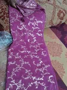 Elegant Pink &amp; Silver banarsi saree