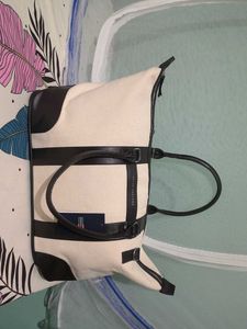 Stylish Tote Bag for Everyday Use